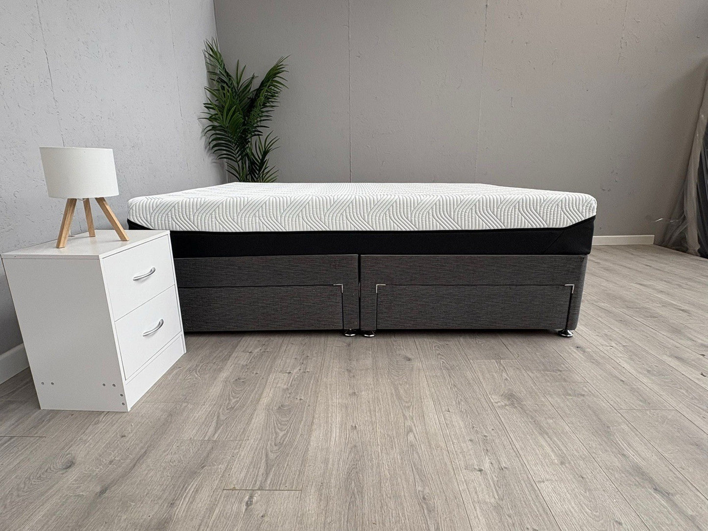 Tempur PRO PLUS Smart Cool 5ft Kingsize Mattress, Medium / Firm - RRP £2,499