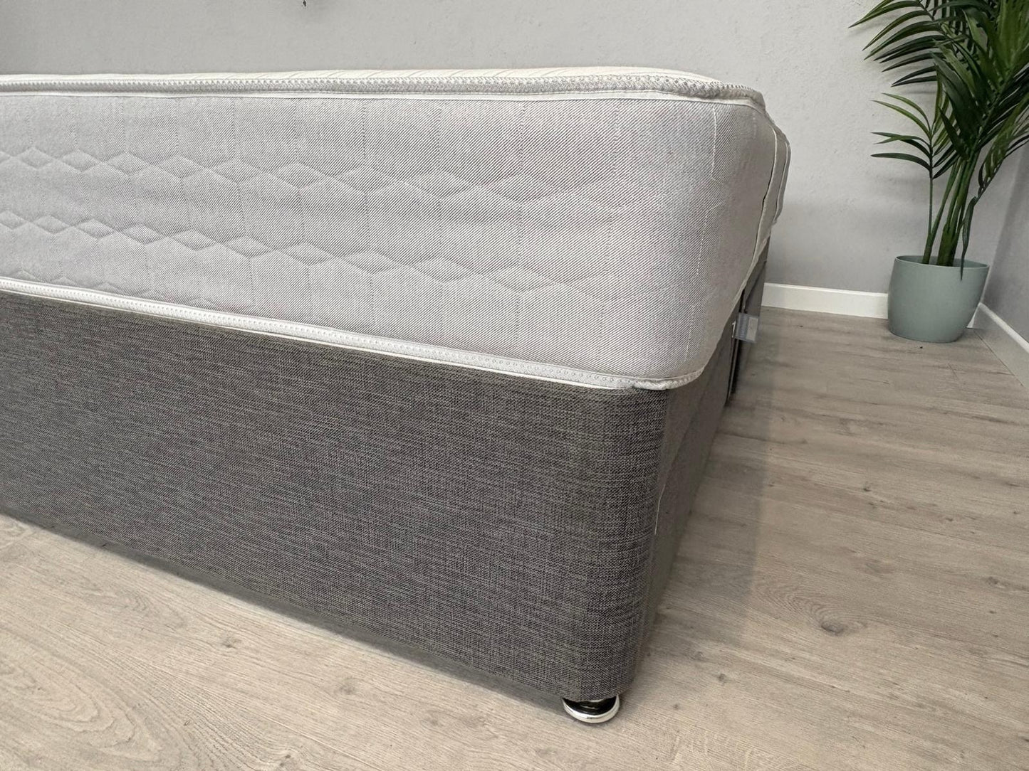 Sealy COLUMBIA Ortho Extra Firm 5ft Kingsize Mattress - RRP £1,399