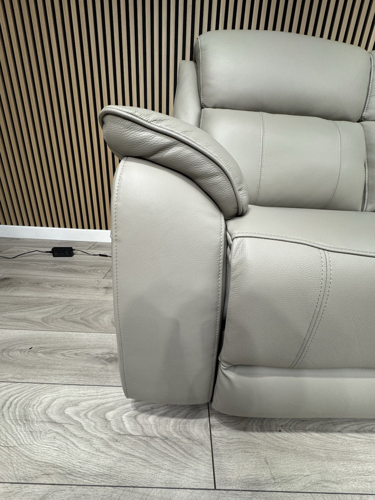 Furniture Village MORENO Style Leather Power Recliner Corner Sofa - RRP £3,395
