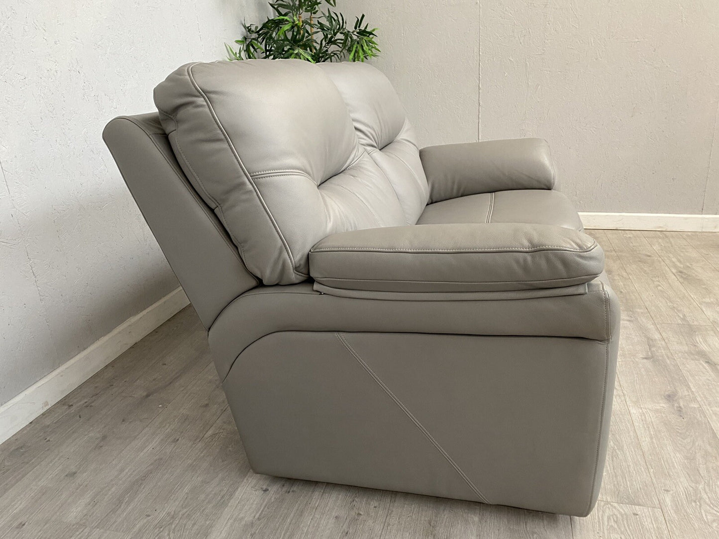 F. Village. G Plan - SEATTLE Leather 2 Seater Sofa, Cambridge Grey, RRP £3,270