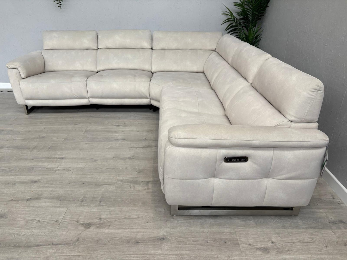 Furniture Village MOET Fabric Large Power Recliner Corner Sofa - RRP £3,595