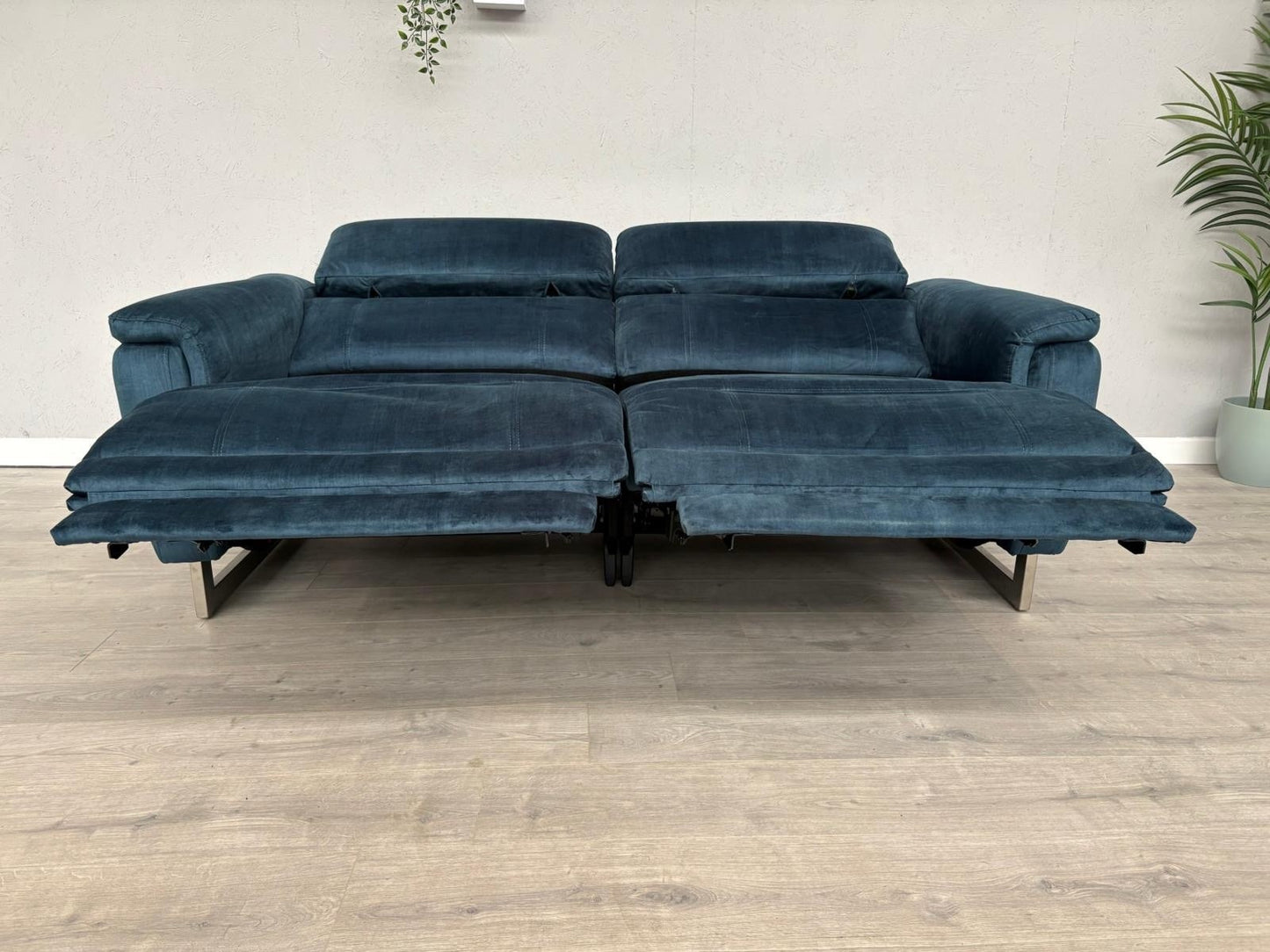 Furniture Village MOET Fabric Power Recliner 3 Seater Sofa - RRP £1,995