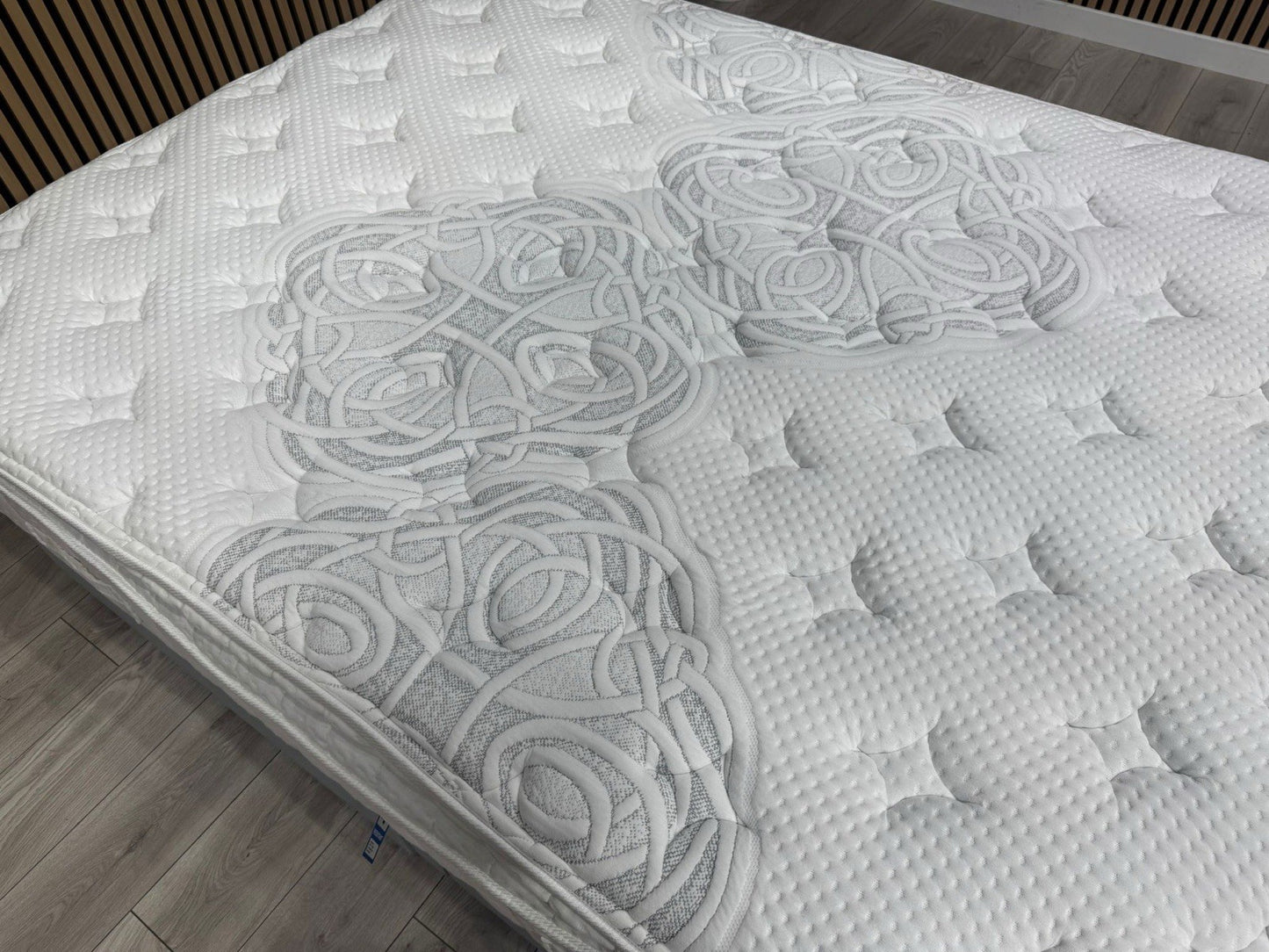 IGEL Advance 2500 Pillow Top 5ft Kingsize Mattress, Medium - RRP £1,799