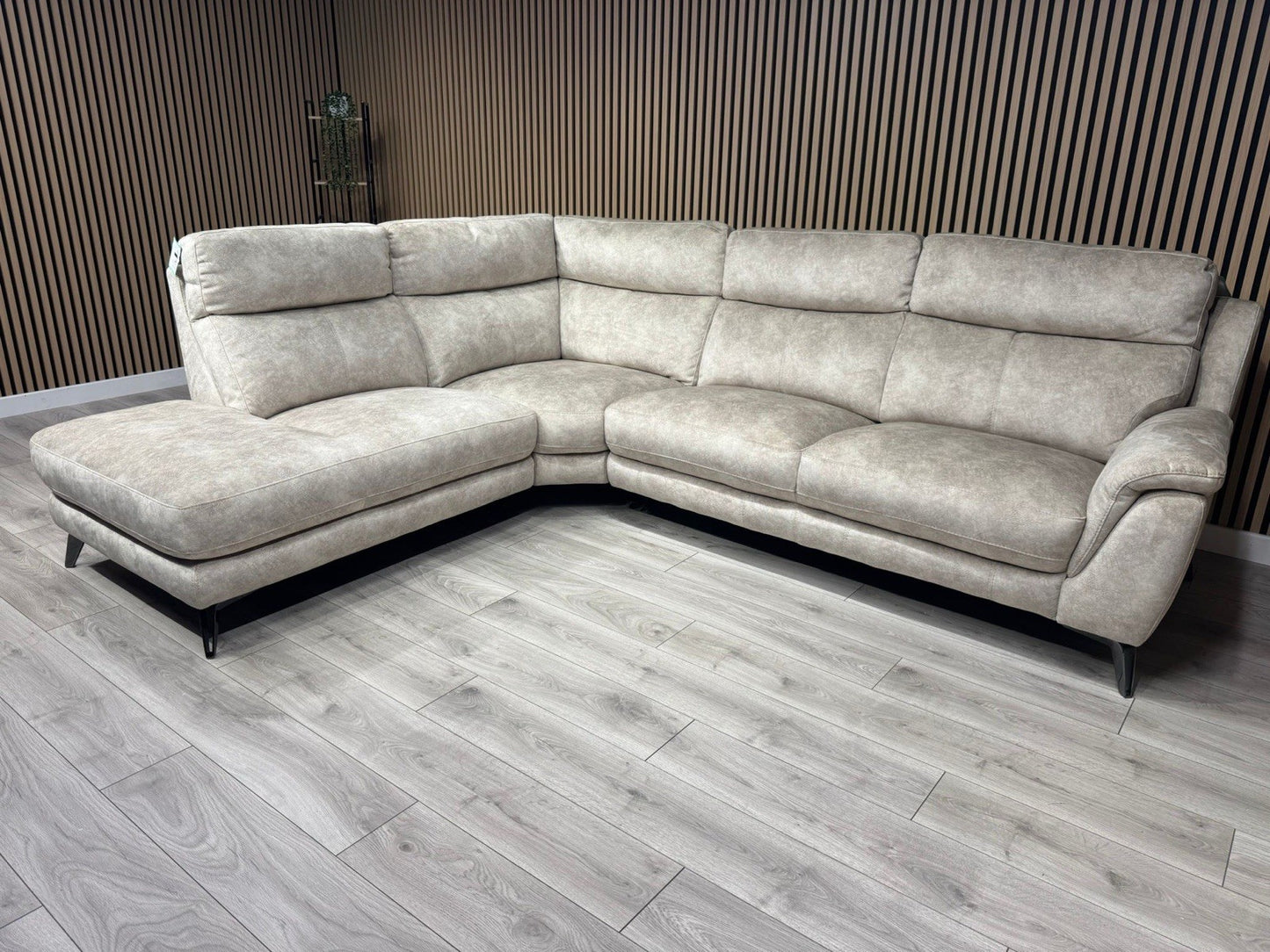 Furniture Village CONTEMPO Fabric LHF Open End Chaise Corner Sofa - RRP £2,295