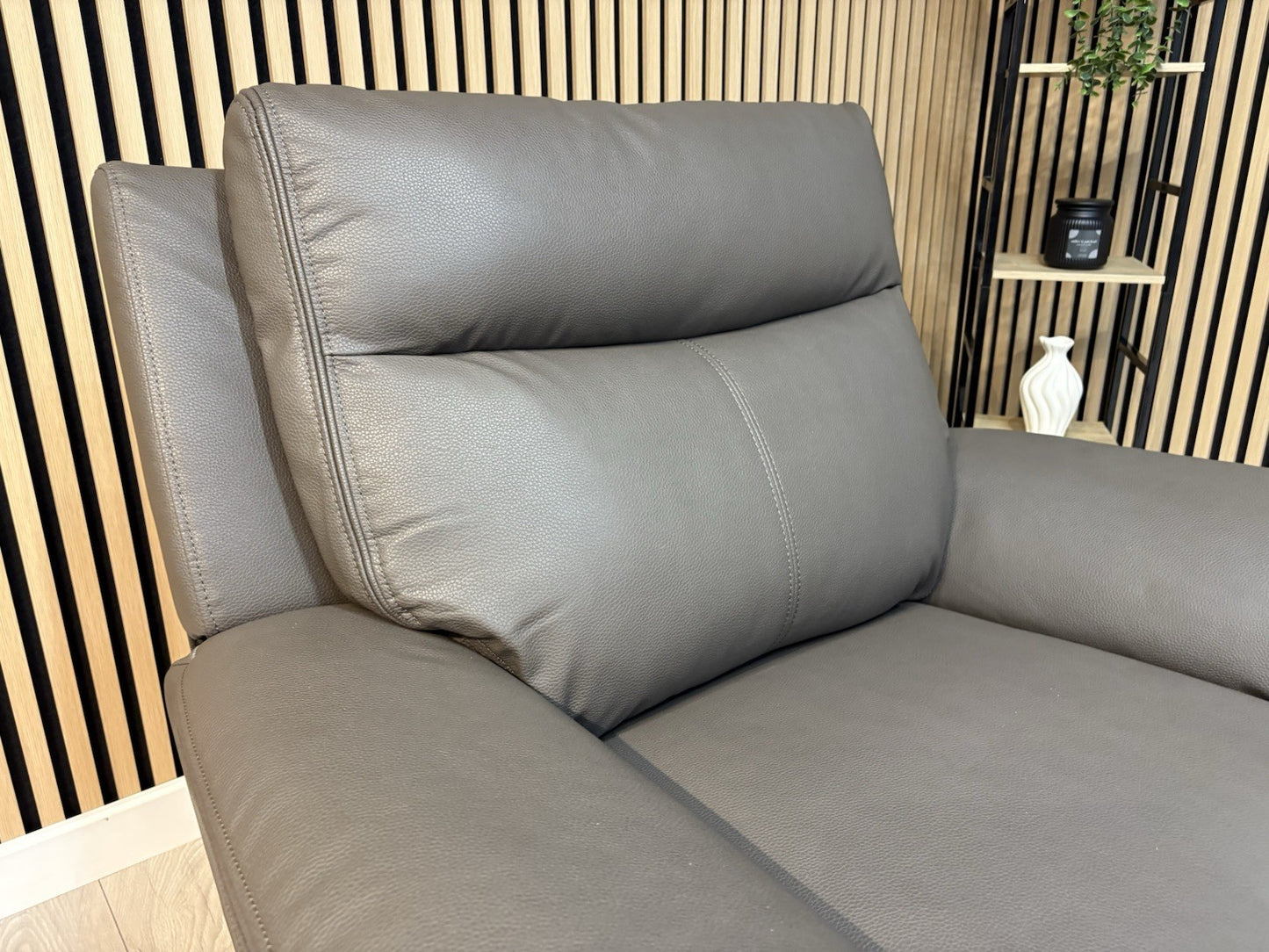 ScS - MAVERICK Fabric Power Recliner Armchair - RRP £999
