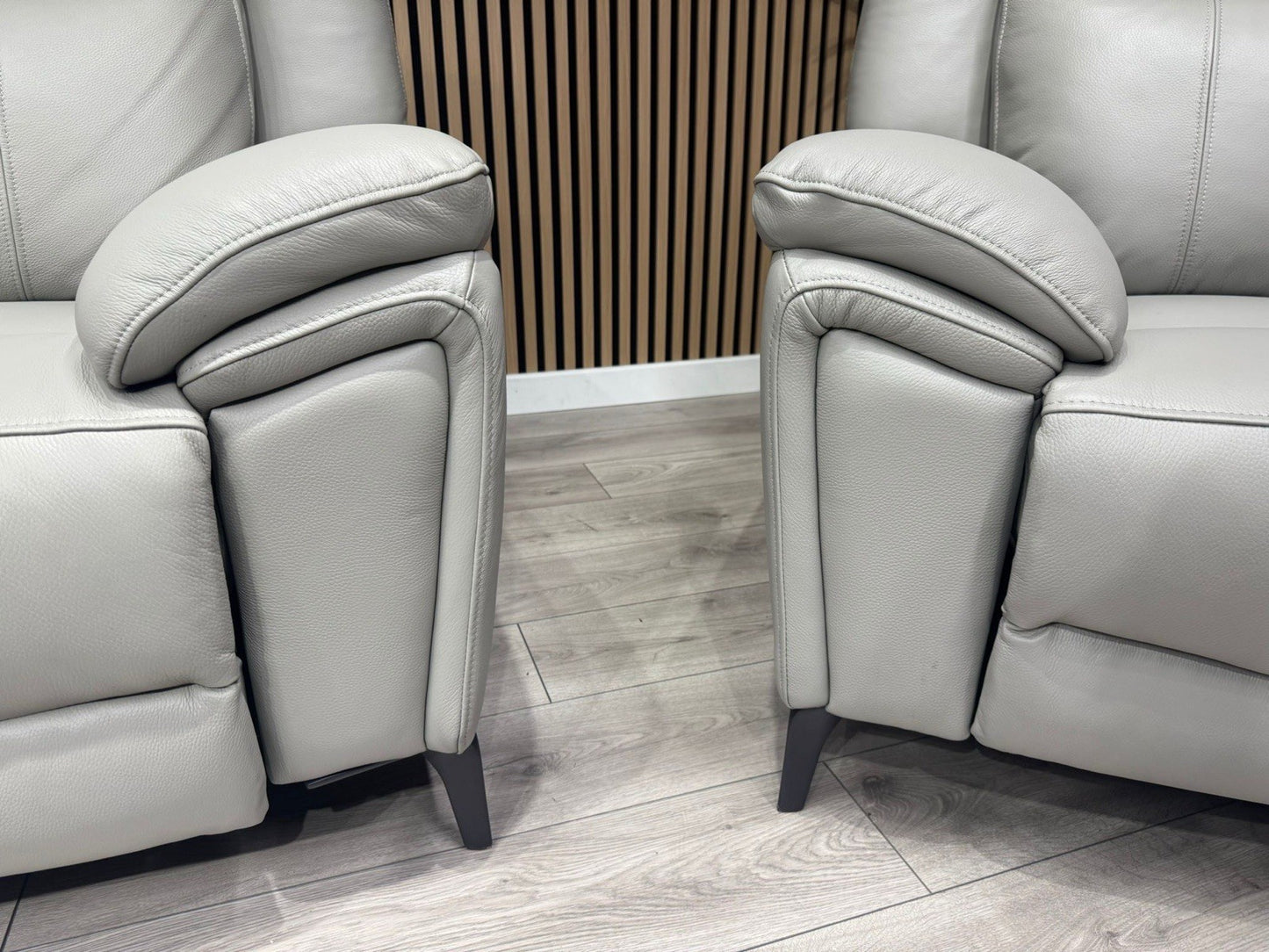 F. Village PANACHE Leather 3 Seater Sofa + Armchair, Power Recliner - RRP £2,890
