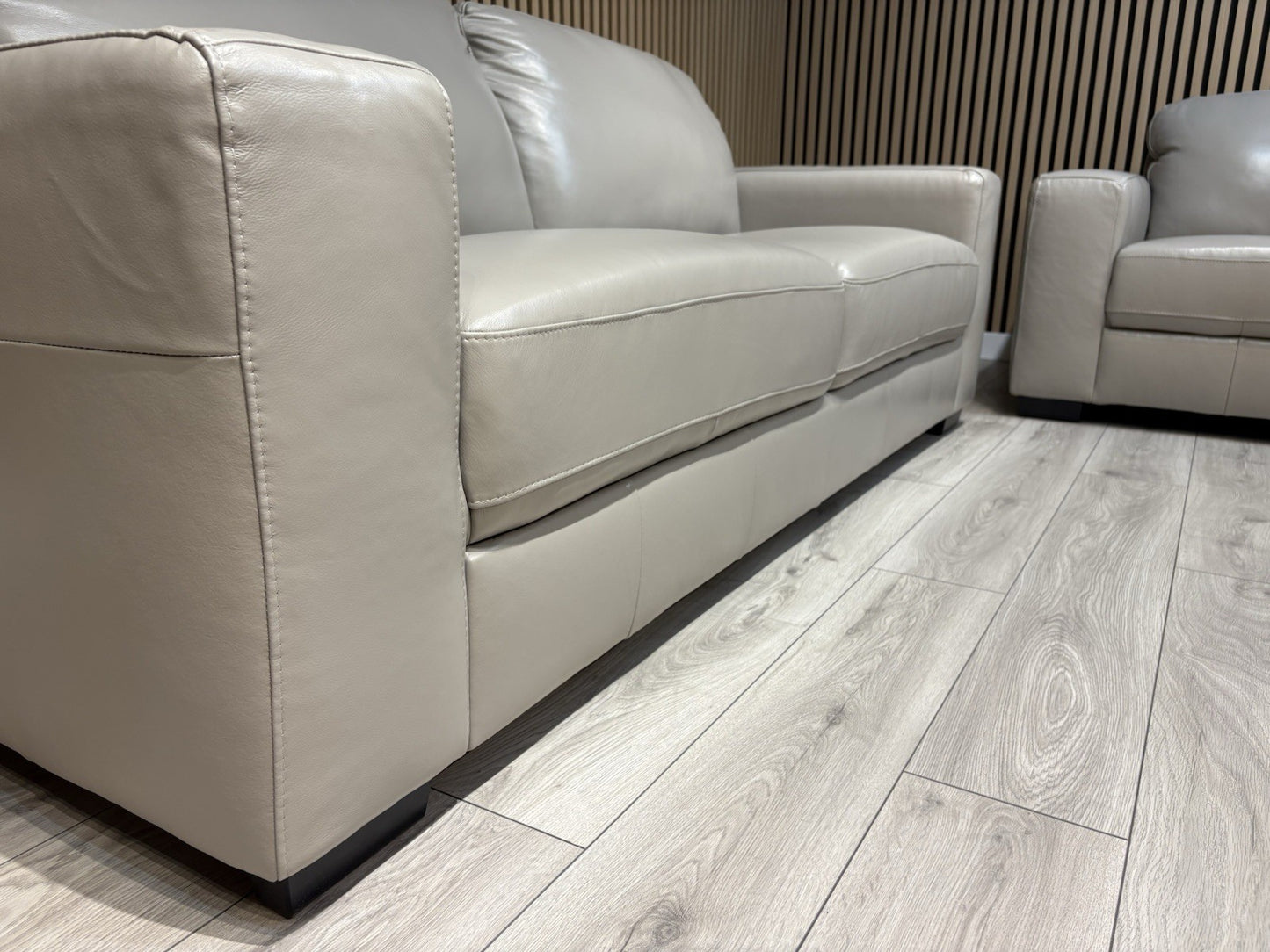DFS - COHEN Style 3 Seater + 2 Seater Leather Sofa Set - RRP £2,398