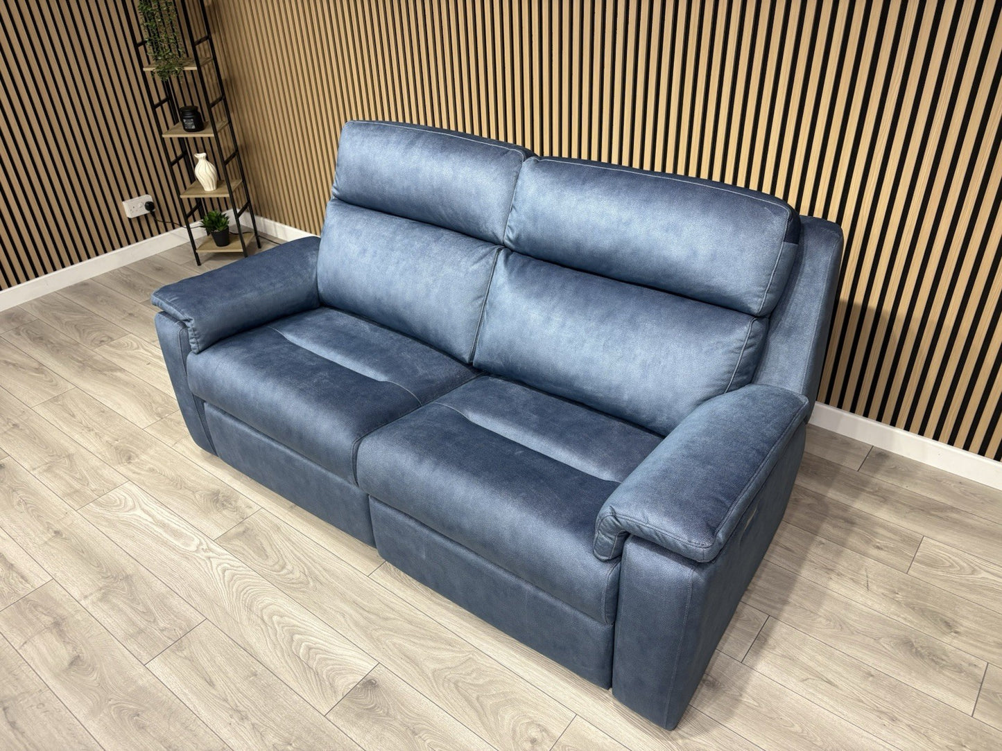 G Plan THORNBURY Fabric 3 Seater Power Recliner / Headrest Sofa - RRP £4,495