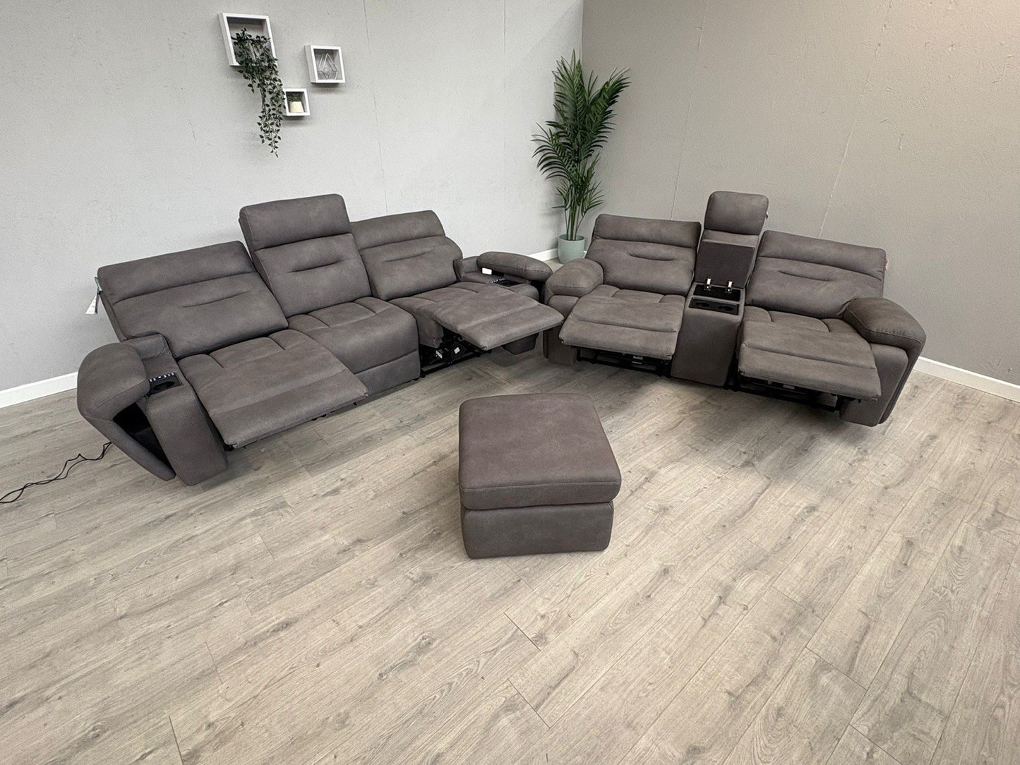Furniture Village CINEMAX 3 + 2 Seater Power Recliner Media Sofa Set + Footstool