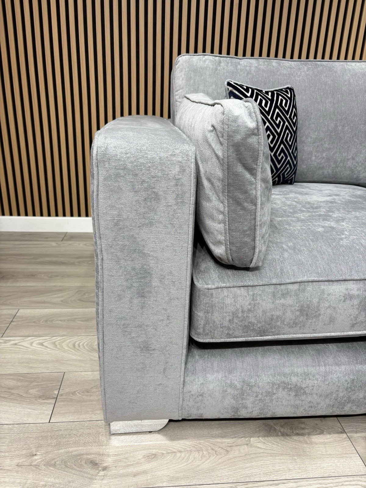 Sofology CAVALLI Style Fabric 3 Corner 1.5 Sofa + Footstool, Silver - RRP £5398