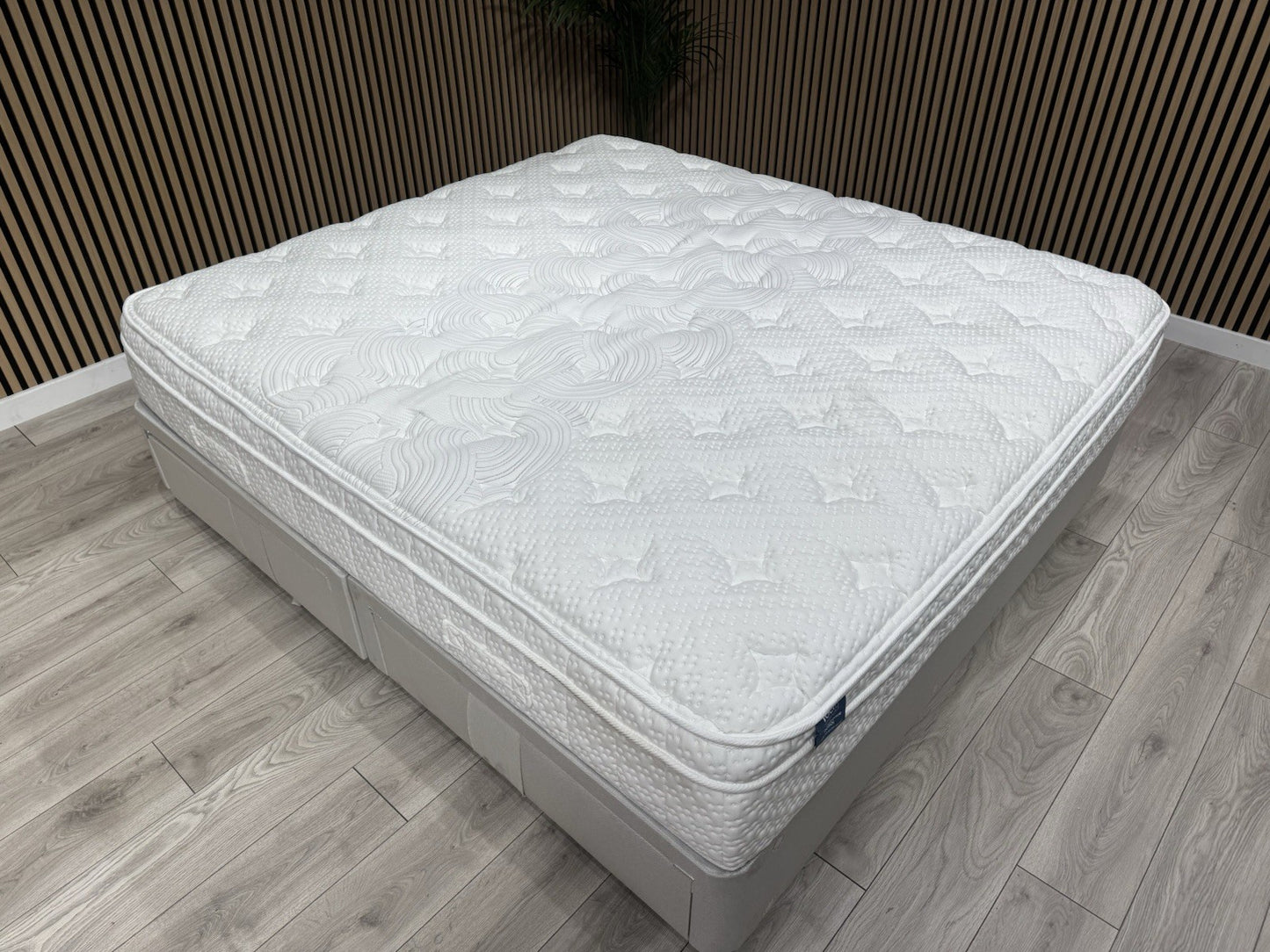 IGEL Advance 2050i 6ft Superking Mattress, Firm - RRP £1,899