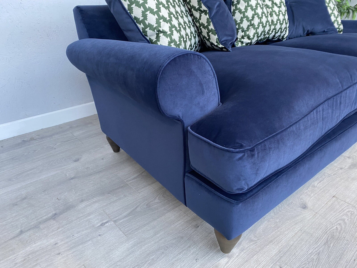 F.V. The Lounge Co. BRONWYN Fabric 4 Seater Scatter Back Sofa - RRP £1,995