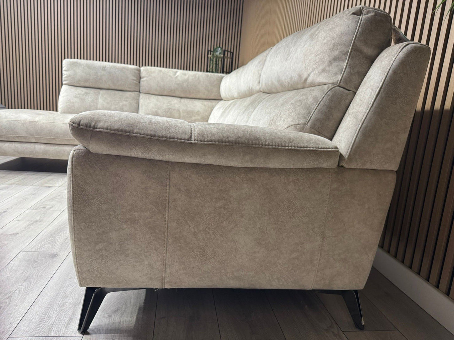 Furniture Village CONTEMPO Fabric LHF Open End Chaise Corner Sofa - RRP £2,295