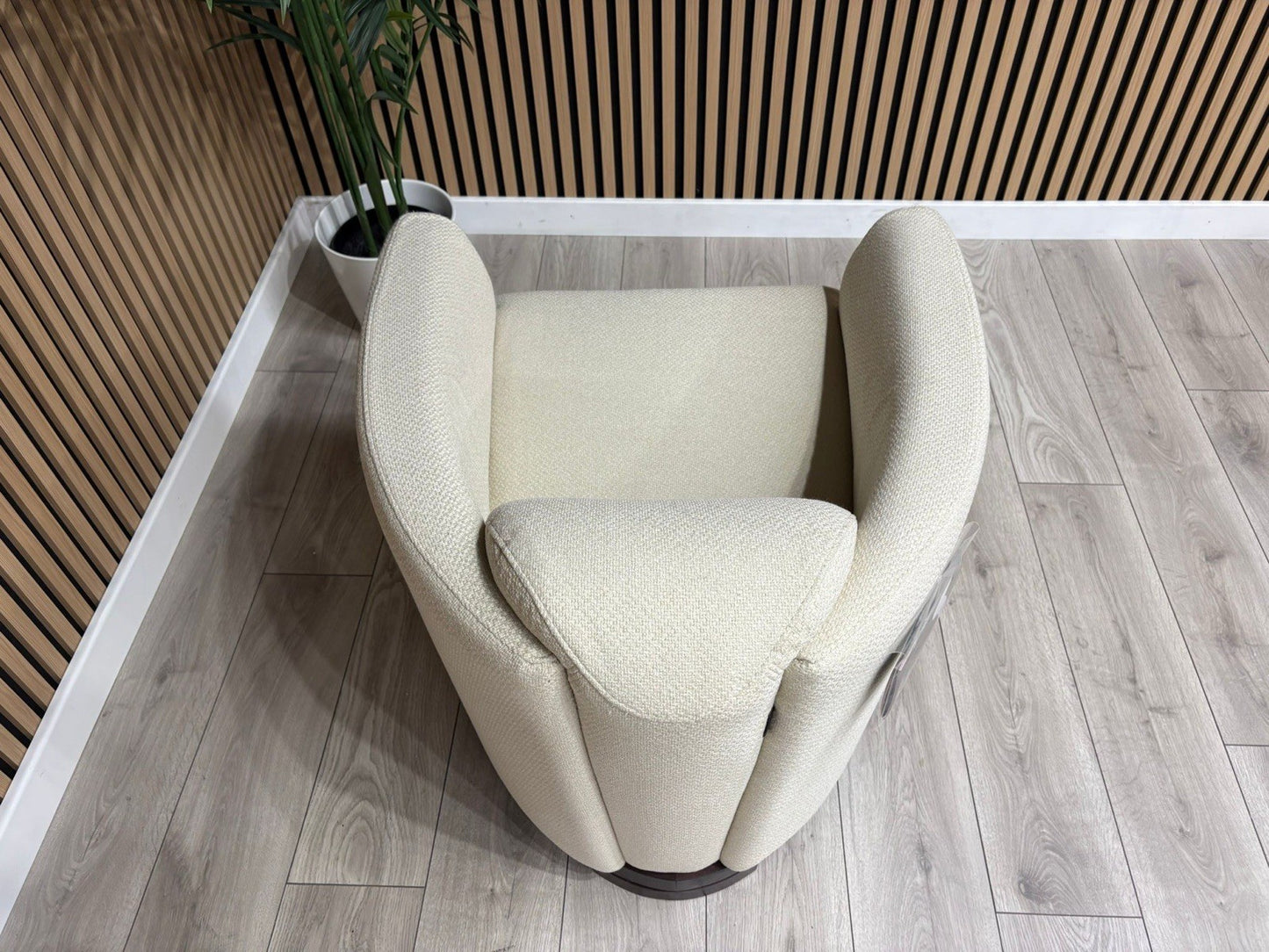 Furniture Village Nicoletti KETTY Fabric Accent Chair / Armchair - RRP £1,295