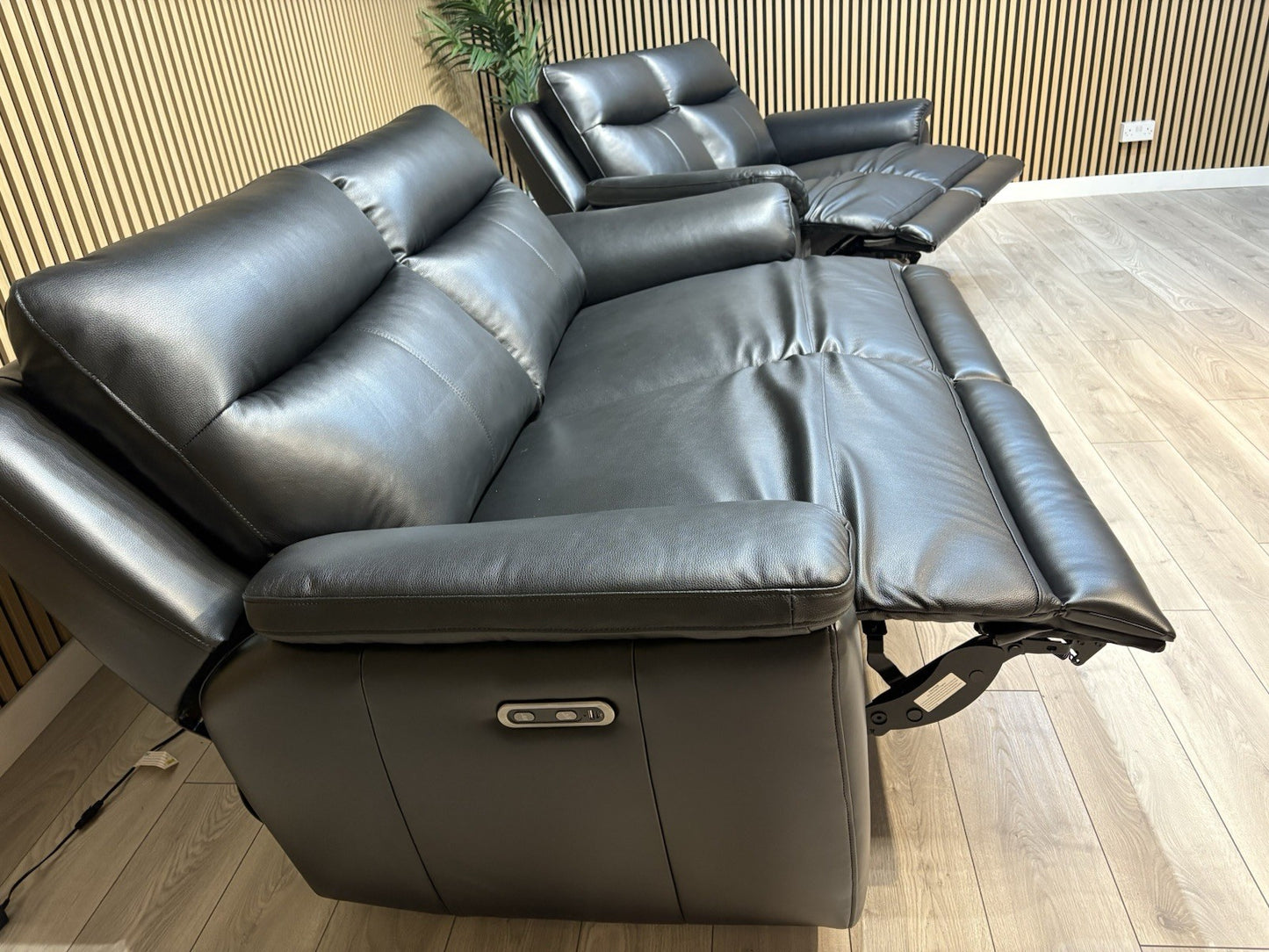 NAVONA 3 Seater + 2 Seater Leather Sofa Set, Power Recliners - RRP £3,498