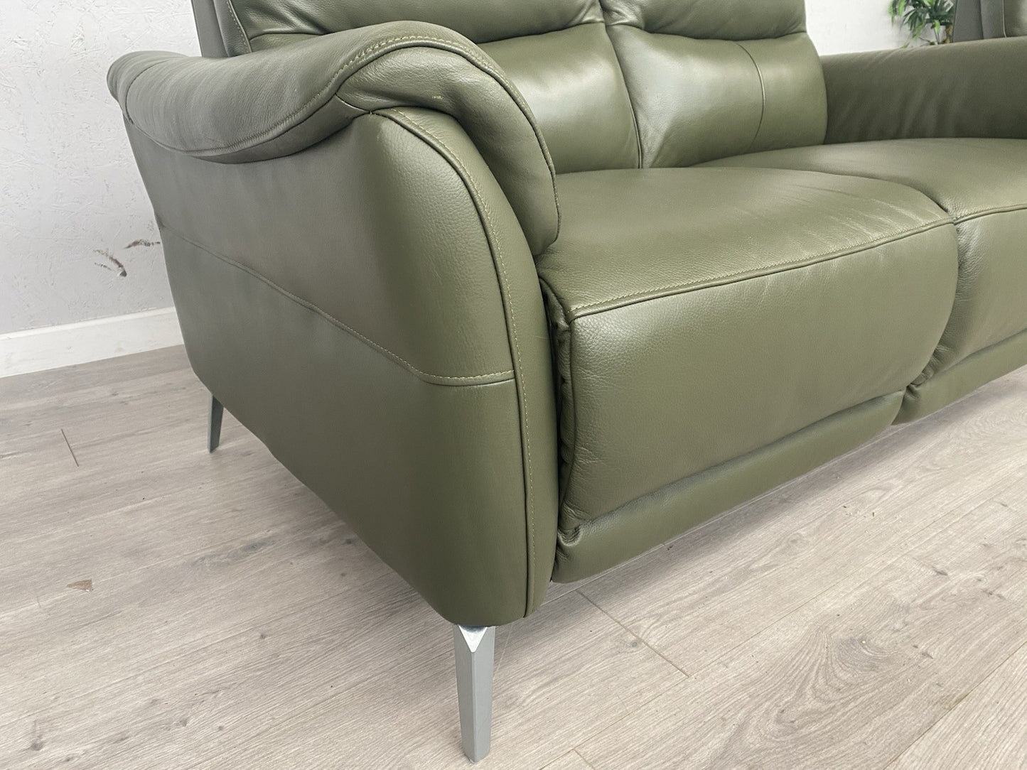 Furniture Village DAYTONA Leather 2 x 2 Seater Sofa Set, Oslo Pine - RRP £2,990