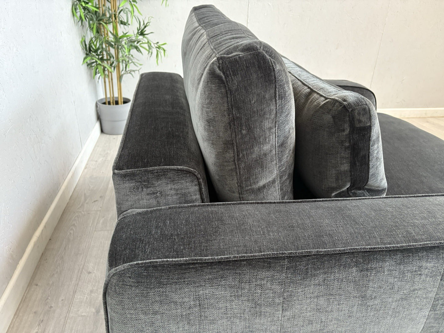 Westbridge SOPRANO / Sofology CAVALLI Style Fabric Loveseat Armchair - RRP £1599