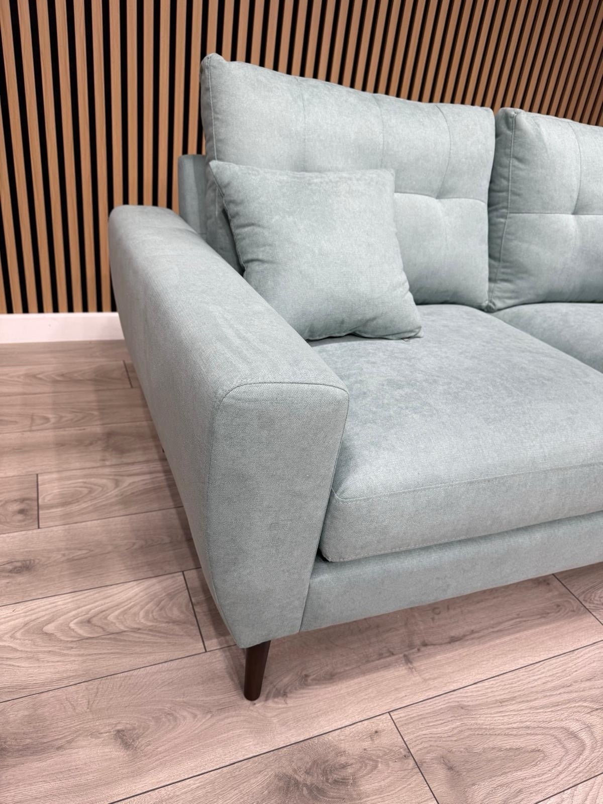 Laura Ashley - 3 Seater Chaise Sofa RRP £1699