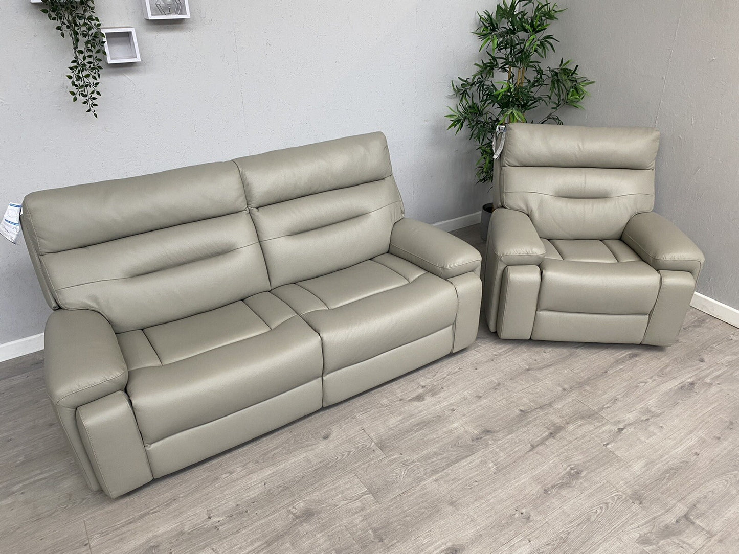 Furniture Village CINEMAX Leather 3 Seater Sofa + Armchair - RRP £2,890