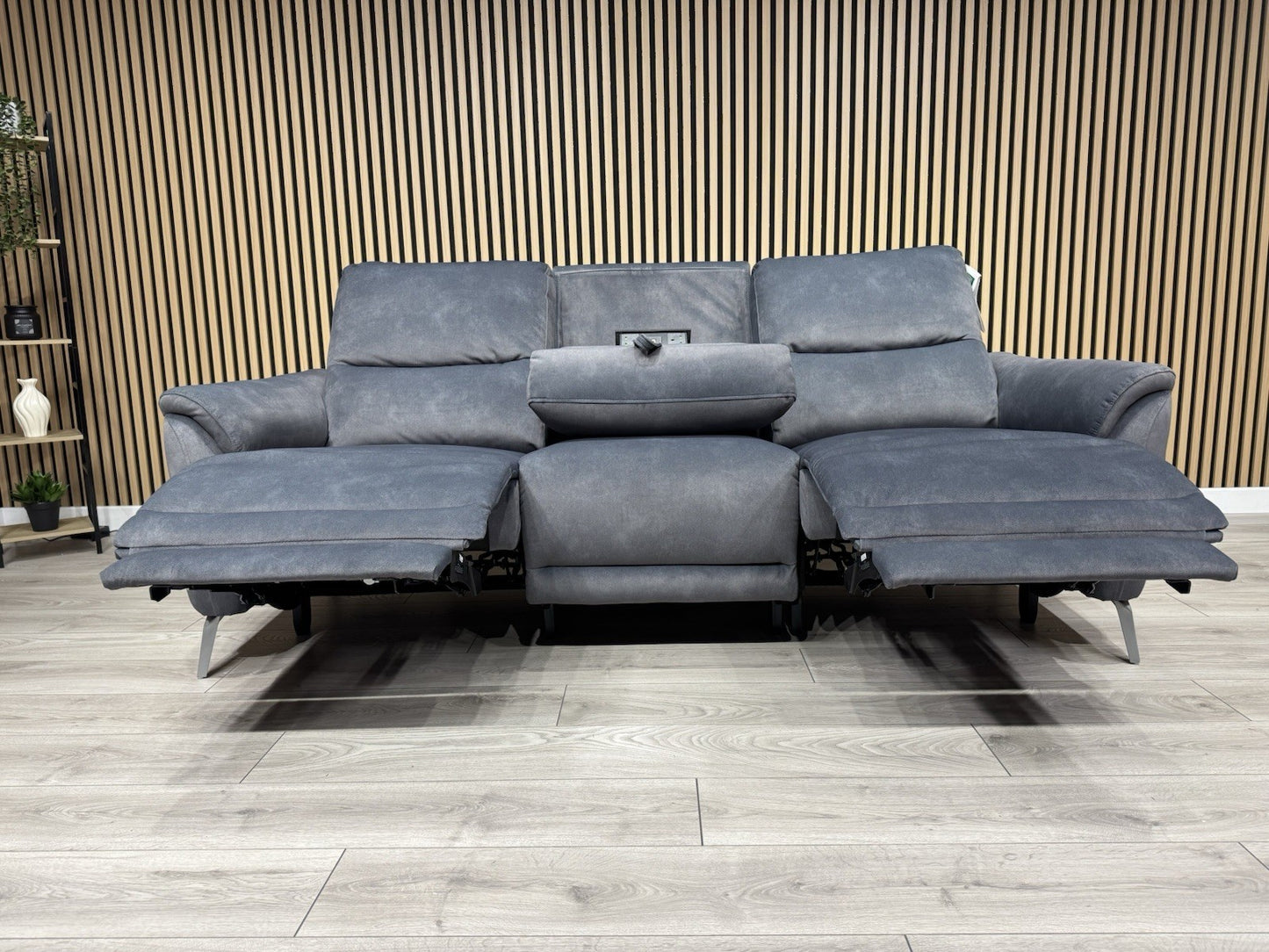 F. Village DAYTONA Fabric 3 Seater Power Recliner Bluetooth Sofa - RRP £1,695