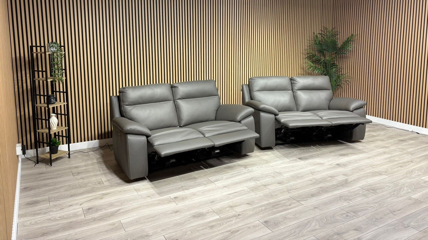 F. Village Nicoletti PEPINO Leather 2 x 2 Seater Recliner Sofa Set - RRP £4,990