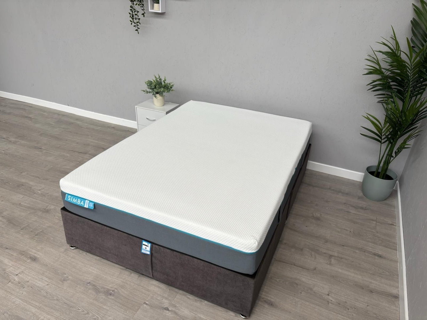 SIMBA Hybrid 4ft 6 Double Mattress - RRP £799