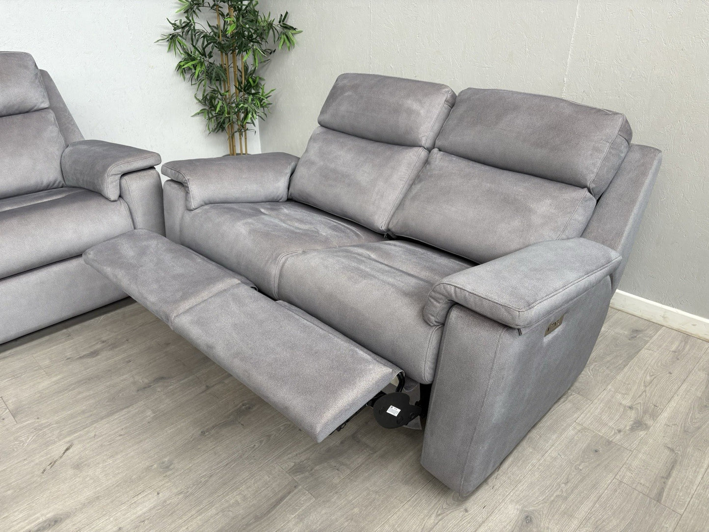F. Village. G Plan - THORNBURY 3 + 2 Seater Power Recliner Sofa Set - RRP £5,890