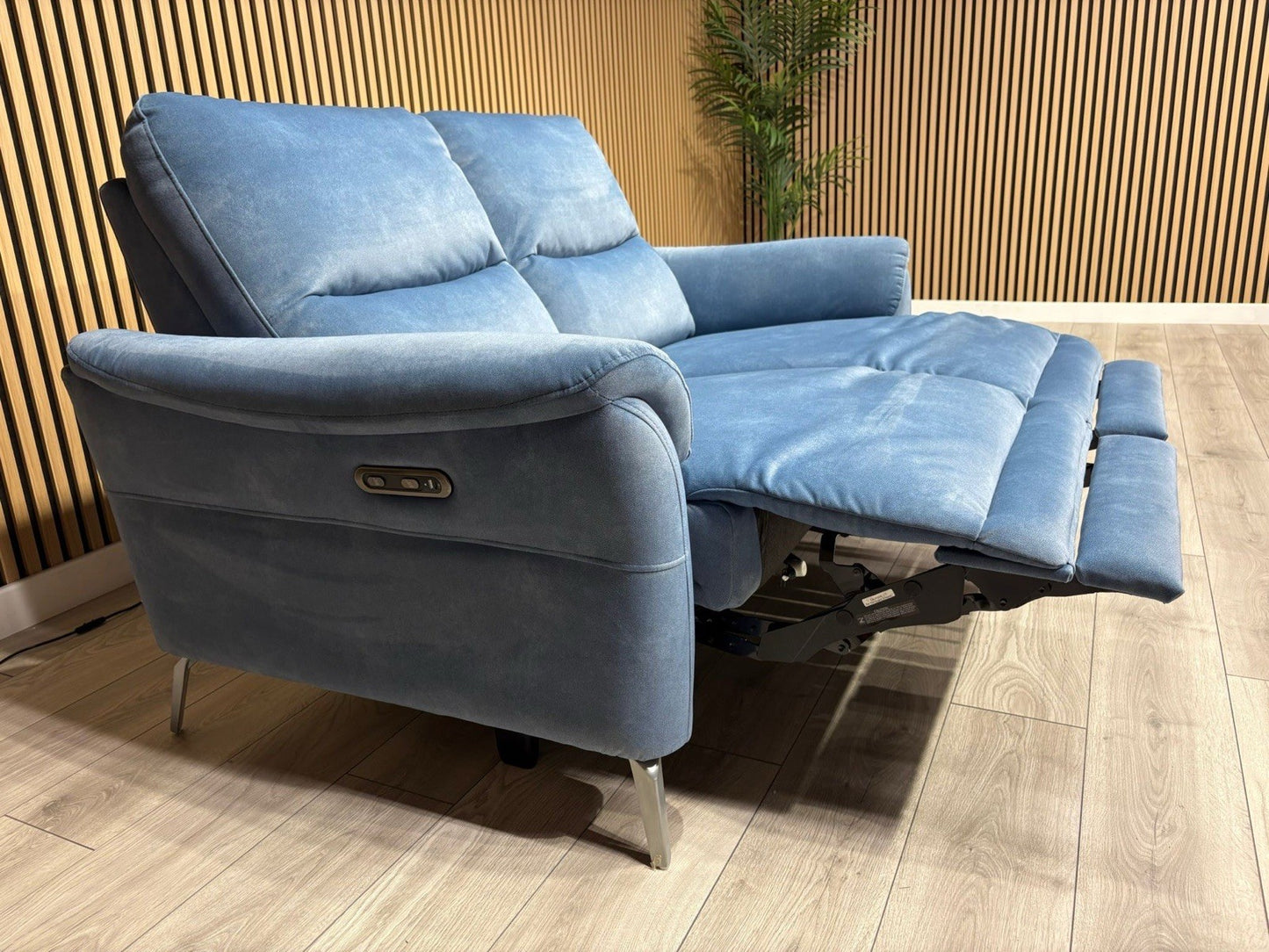 Furniture Village DAYTONA Fabric 2 Seater Power Recliner Sofa - RRP £1,395