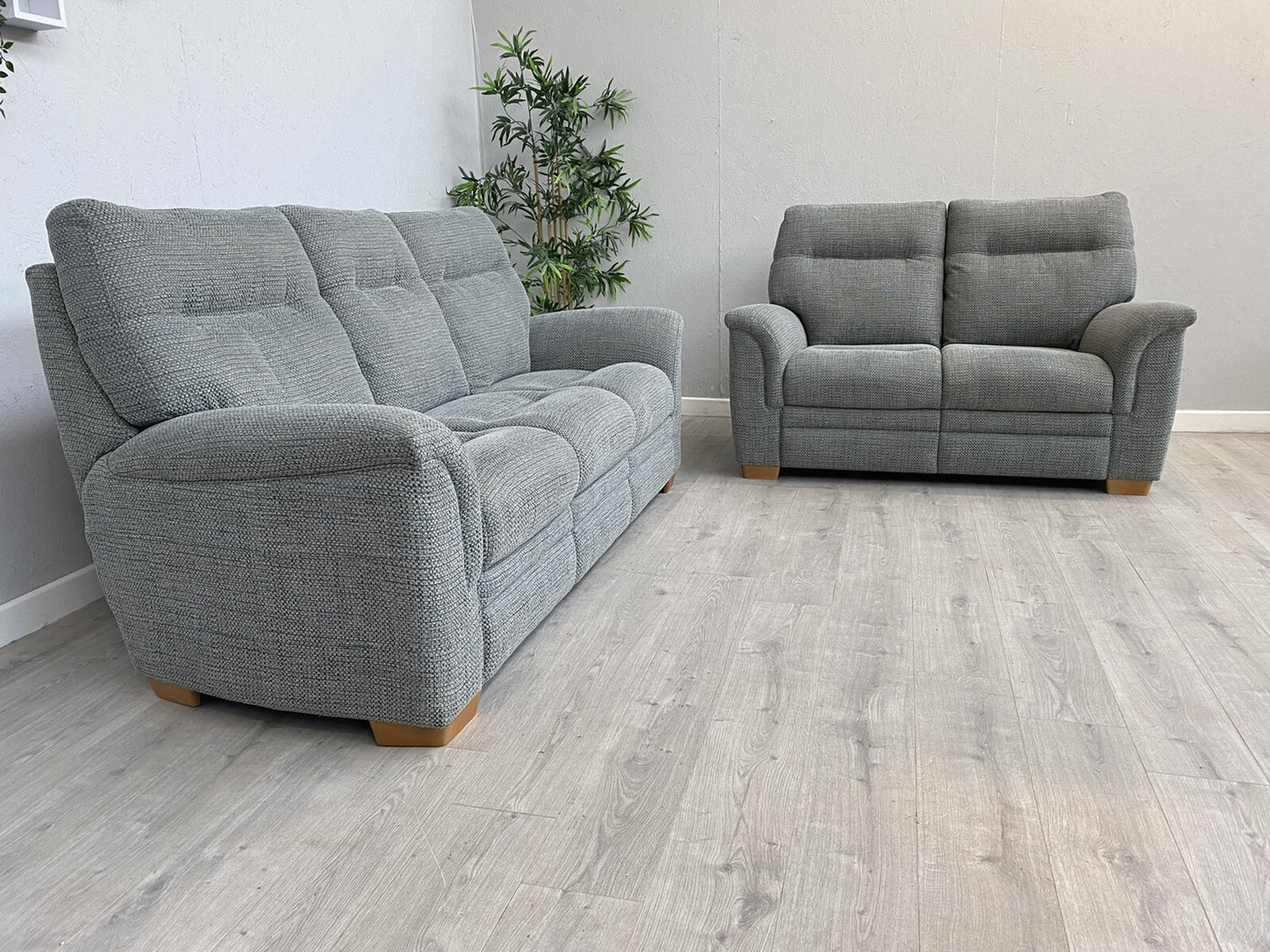 Parker Knoll - HUDSON 23 Fabric 3 Seater + 2 Seater Sofas + Stool - RRP £5,215