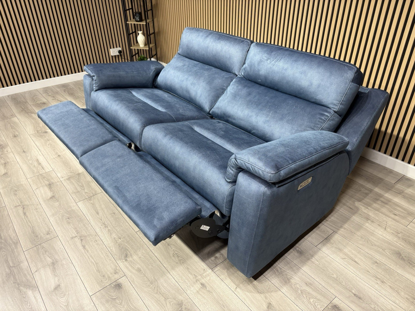 G Plan THORNBURY Fabric 3 Seater Power Recliner / Headrest Sofa - RRP £4,495
