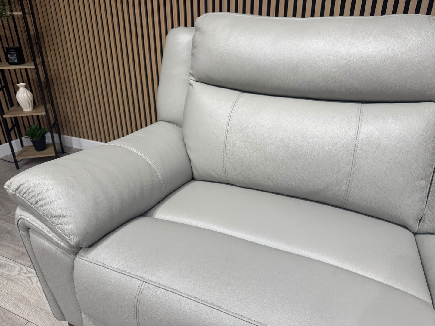 F. Village PANACHE Leather 3 Seater Sofa + Armchair, Power Recliner - RRP £2,890