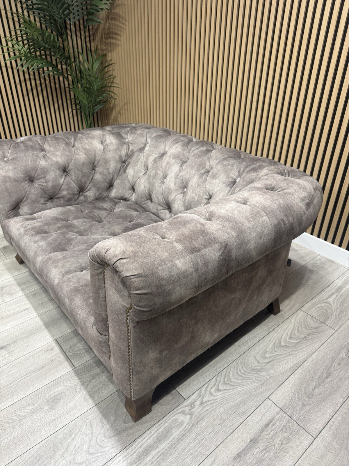 Furniture Village A&J Hampton 2 Seater & Snuggle Chair RRP £3295