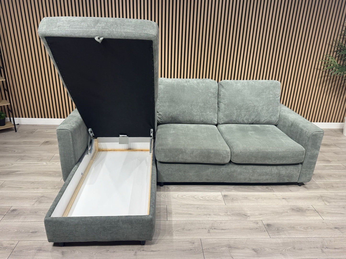 Furniture Village ESPRIT Fabric LHF Storage Chaise Corner Sofa - RRP £1,395