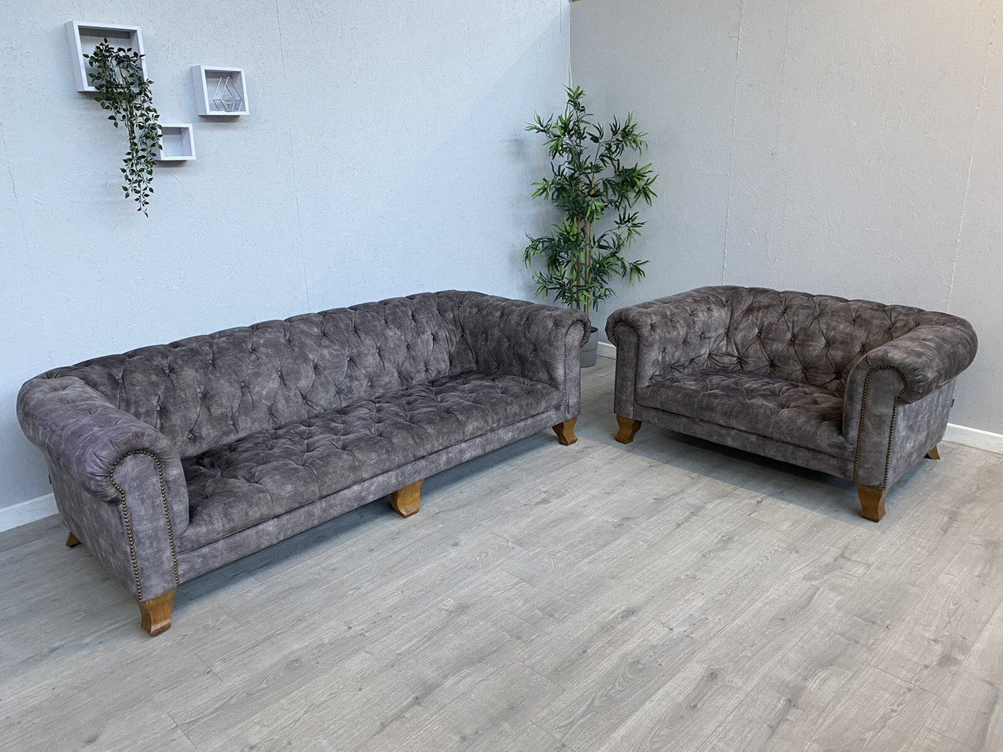 Alexander & James VIVIENNE Fabric Chesterfield 4 Seater Sofa + Snuggler Armchair