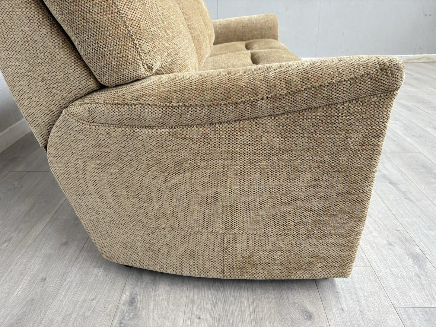 Furniture Village - Parker Knoll HUDSON 23 Fabric 3 Seater Sofa - RRP £2,528