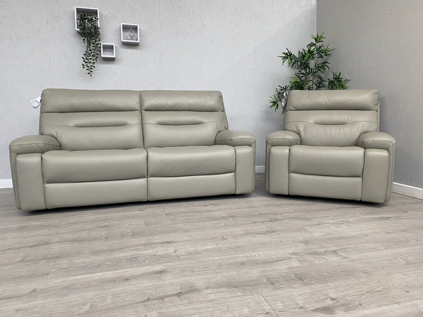 Furniture Village CINEMAX Leather 3 Seater Sofa + Armchair - RRP £2,890