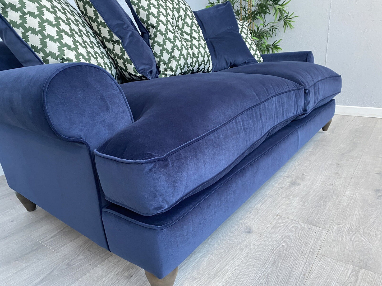 F.V. The Lounge Co. BRONWYN Fabric 4 Seater Scatter Back Sofa - RRP £1,995