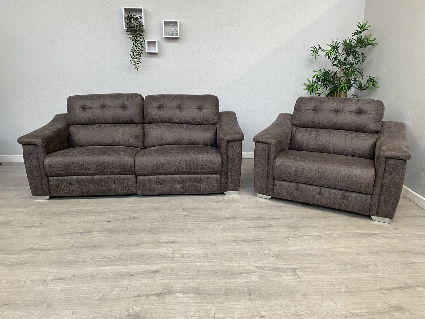 DFS - La-Z-Boy HOLLYWOOD Fabric 3 Seater Manual Recliner Sofa + Cuddler Armchair