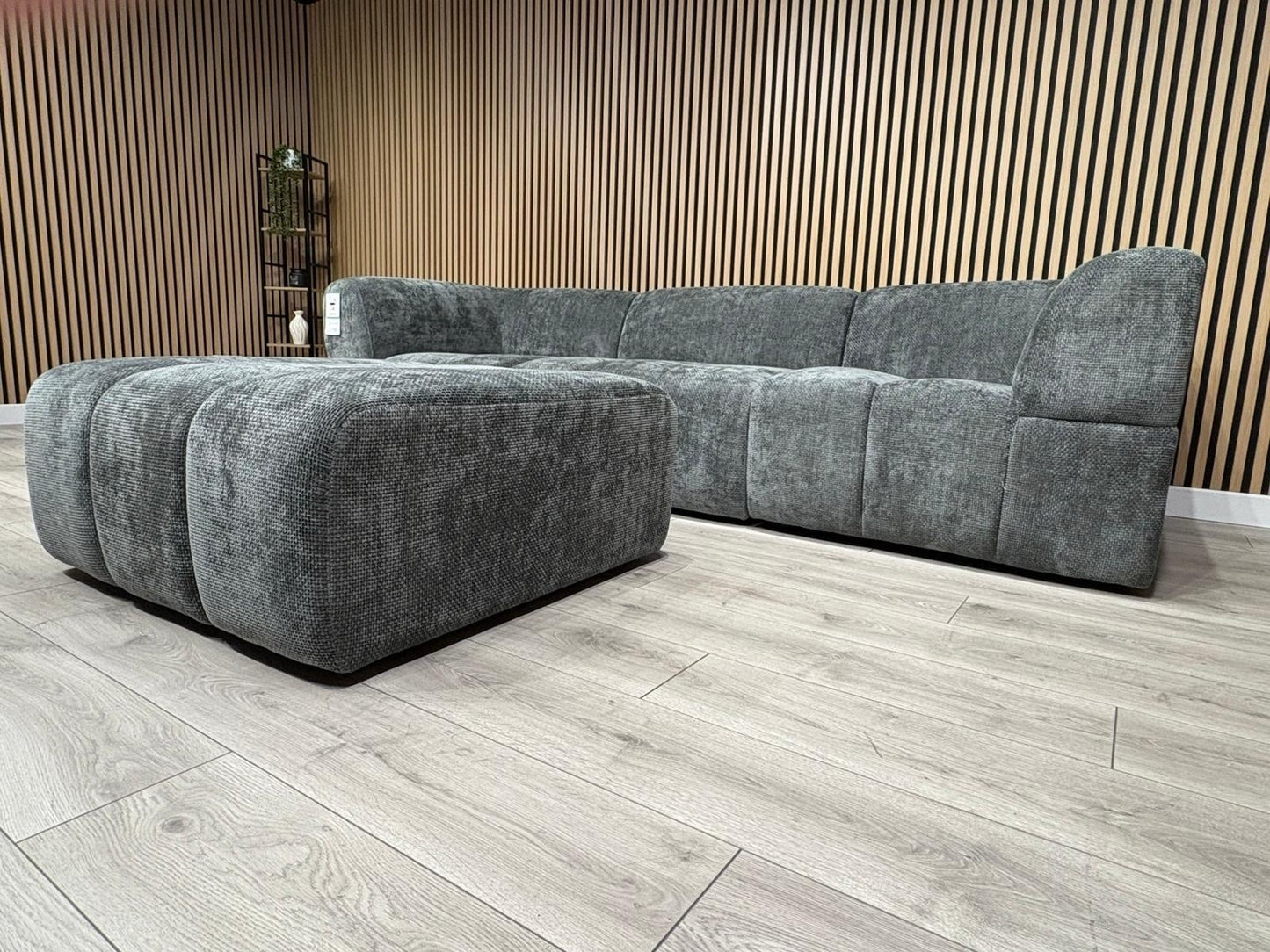 Taskers KIRWIN Large Fabric 3 Seater Sofa + Footstool - RRP £2,999