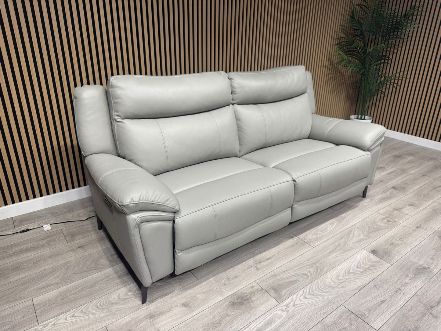 F. Village PANACHE Leather 3 Seater Sofa + Armchair, Power Recliner - RRP £2,890
