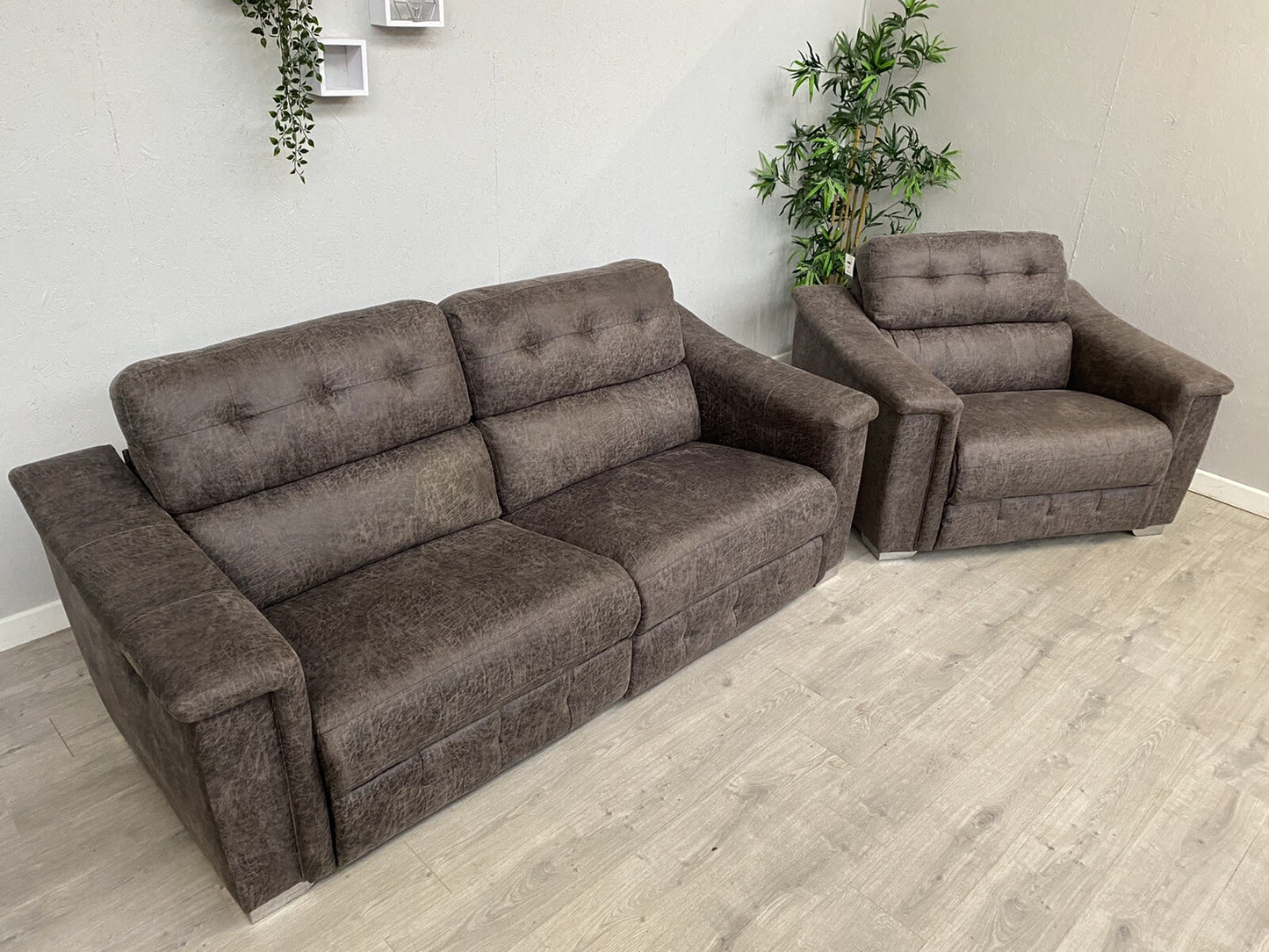 DFS - La-Z-Boy HOLLYWOOD Fabric 3 Seater Manual Recliner Sofa + Cuddler Armchair