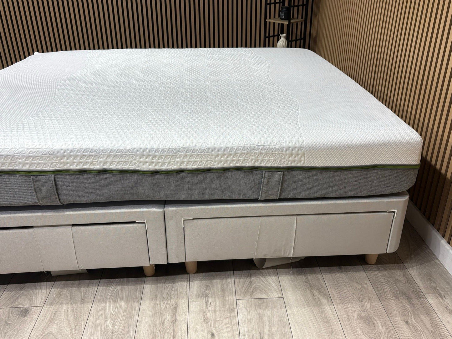 EMMA - Helix Hybrid 6ft Superking Mattress - RRP £1,299