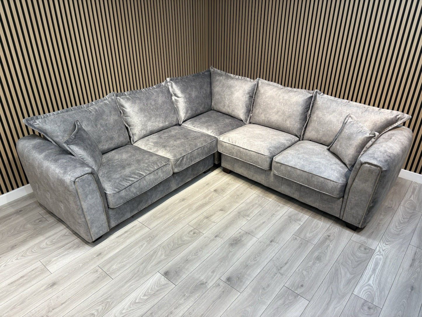 Furniture Village ARIANA Style Small Fabric 2 Corner 2 Sofa - RRP £2,995