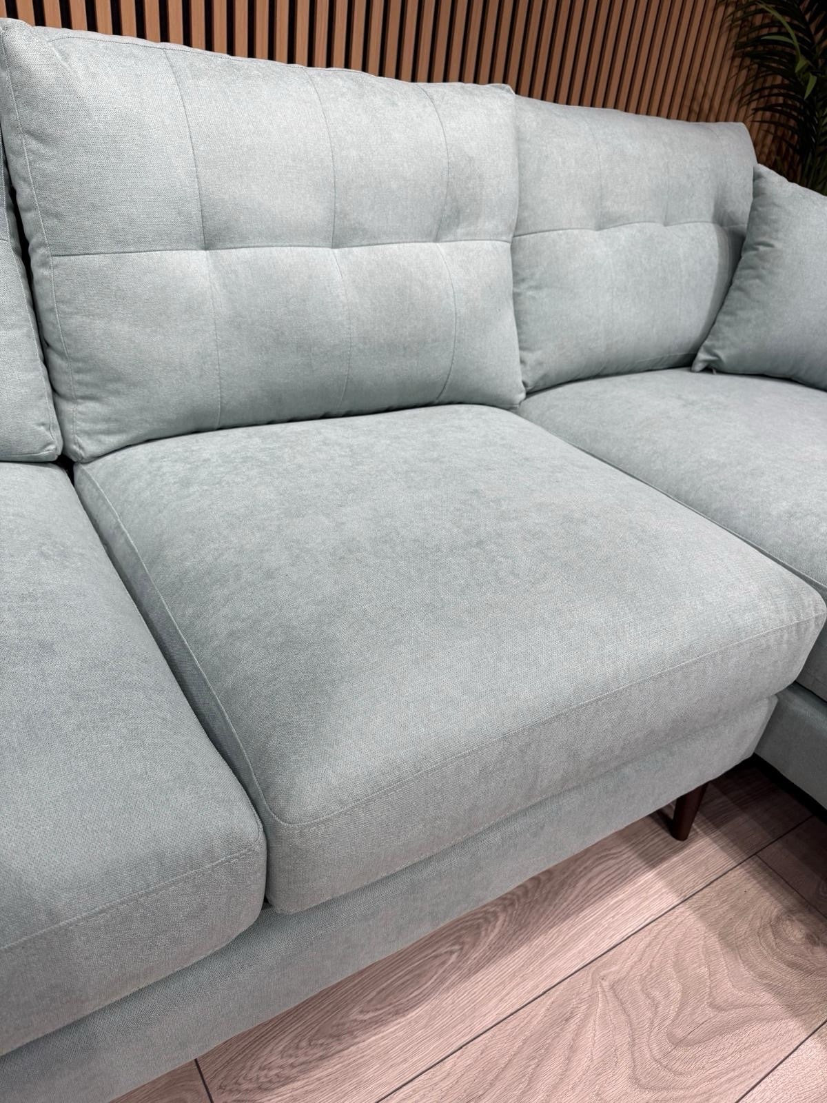 Laura Ashley - 3 Seater Chaise Sofa RRP £1699