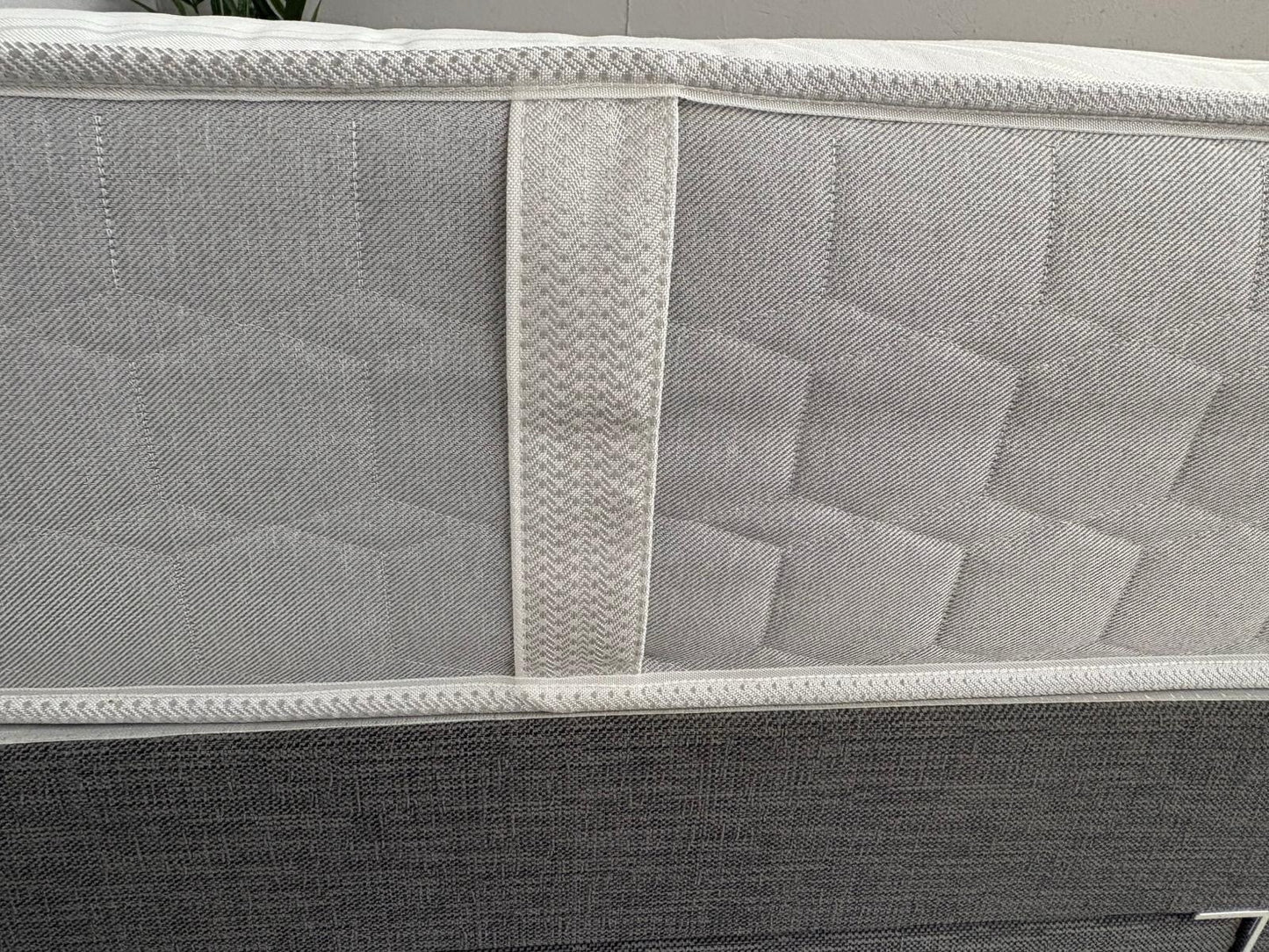 Sealy COLUMBIA Ortho Extra Firm 5ft Kingsize Mattress - RRP £1,399