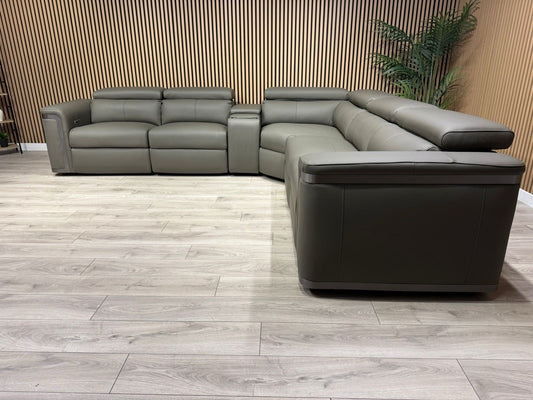 Sofology PLAZA style Leather 2c2 Power Recliner Sofa + Console - RRP £4699
