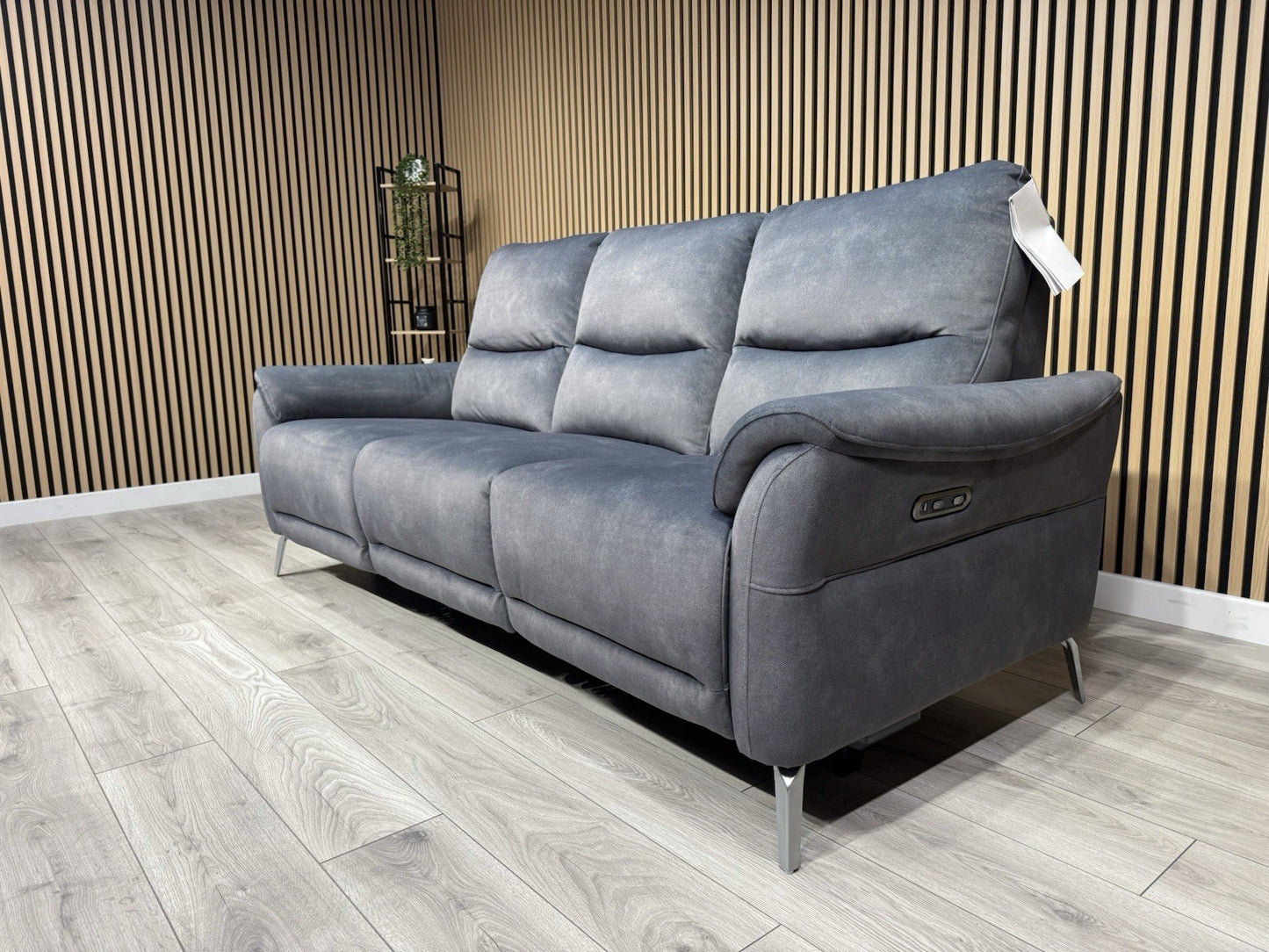 F. Village DAYTONA Fabric 3 Seater Power Recliner Bluetooth Sofa - RRP £1,695