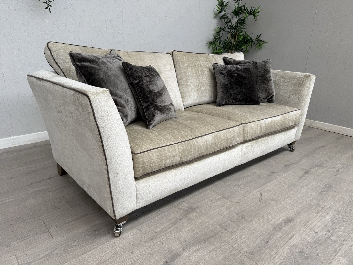 Parker Knoll Victoria Park 3 Seater Sofa Modern Classics RRP £3095