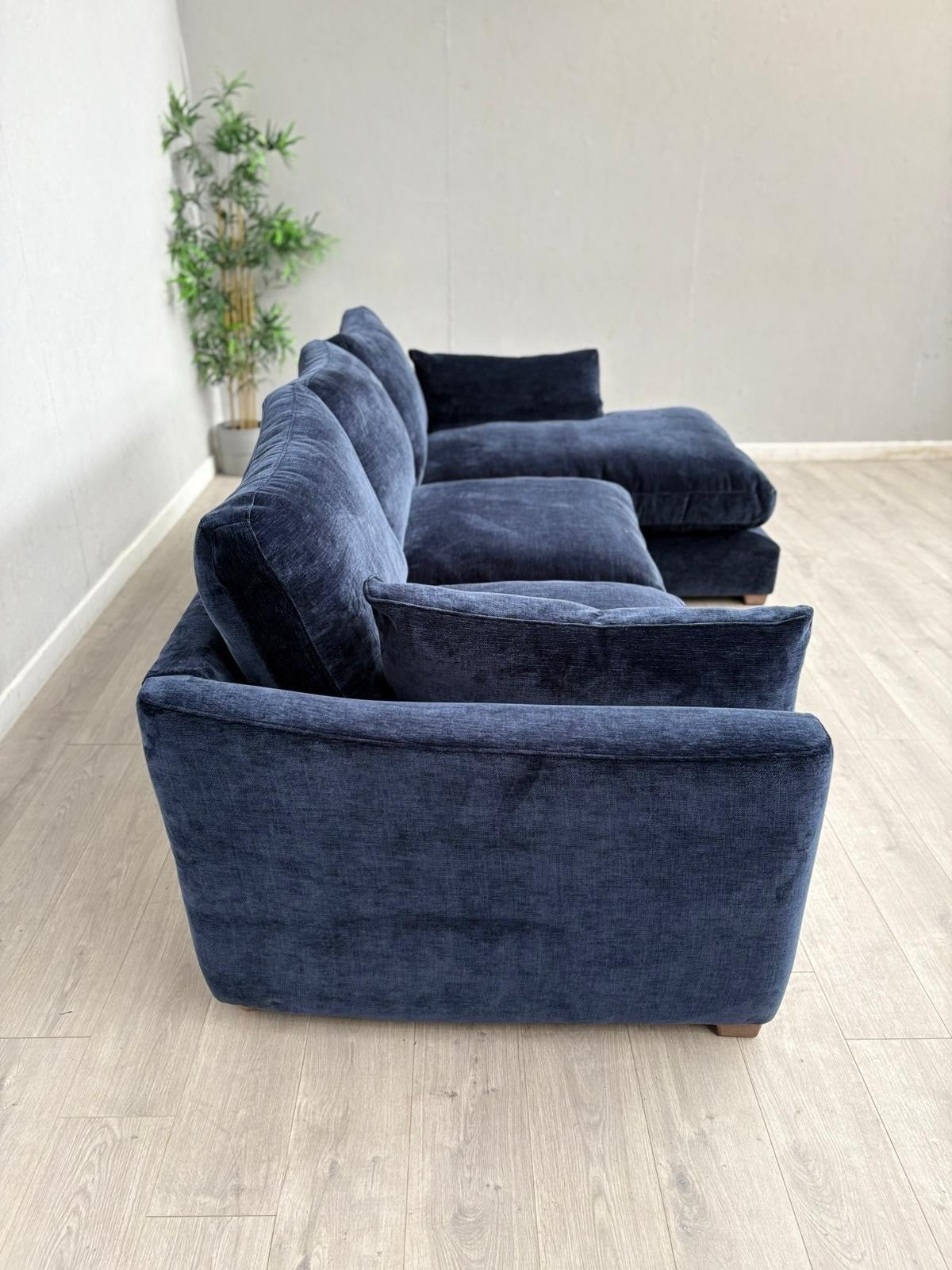 Westbridge PARKER / Sofology CAVALLI Style Fabric Chaise Corner Sofa - RRP £4999