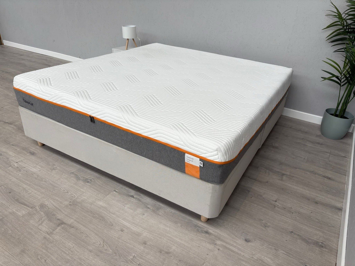 Tempur ORIGINAL ELITE Memory 6ft Superking Mattress, Medium - RRP £2,399